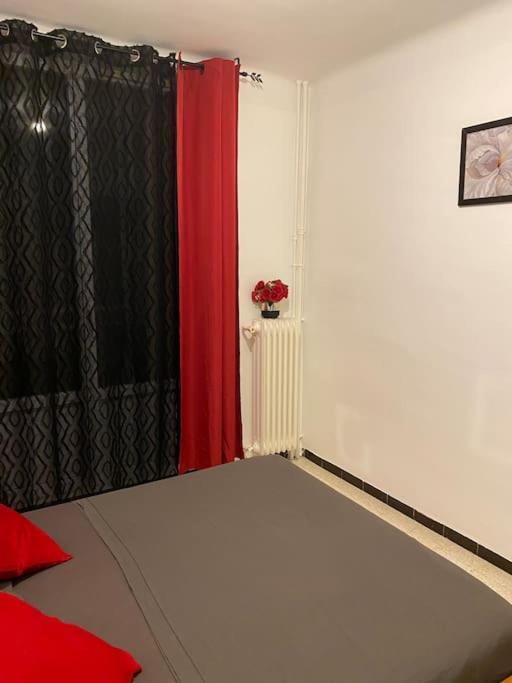 Appartement T4 A Deux Pas De La Gare St Charles Marseille Extérieur photo
